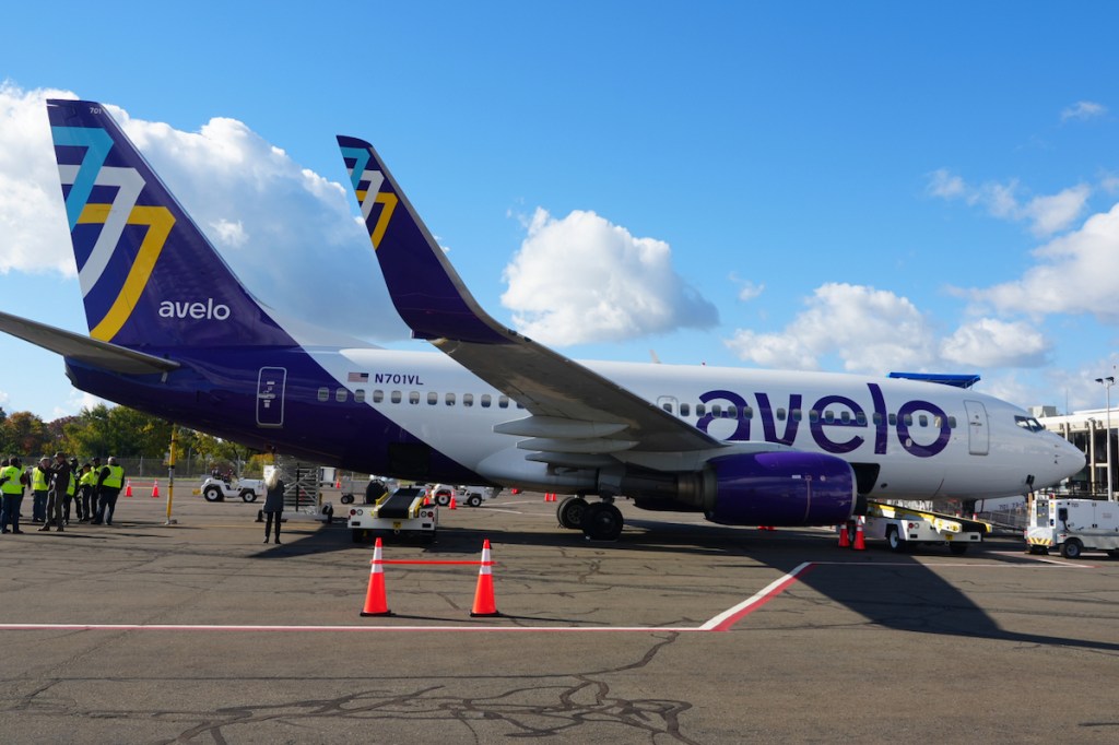 An Avelo Airlines Boeing 737 at New Haven.