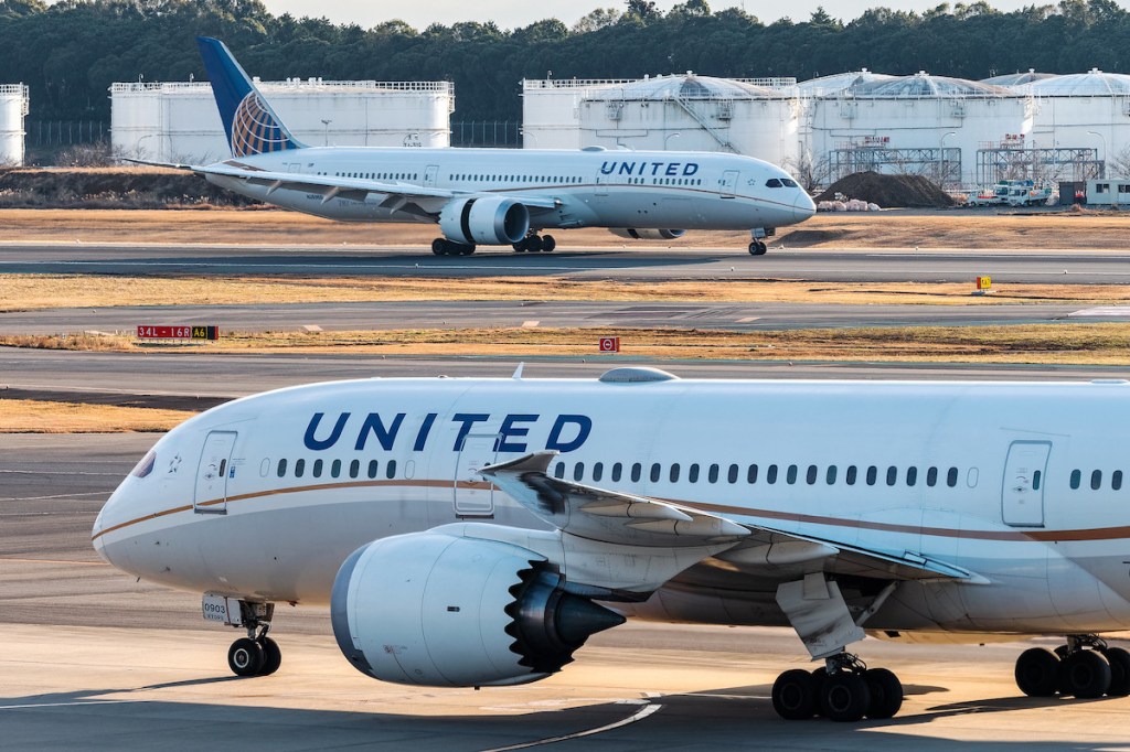 Two United Boeing 787s at Tokyo Narita airport
