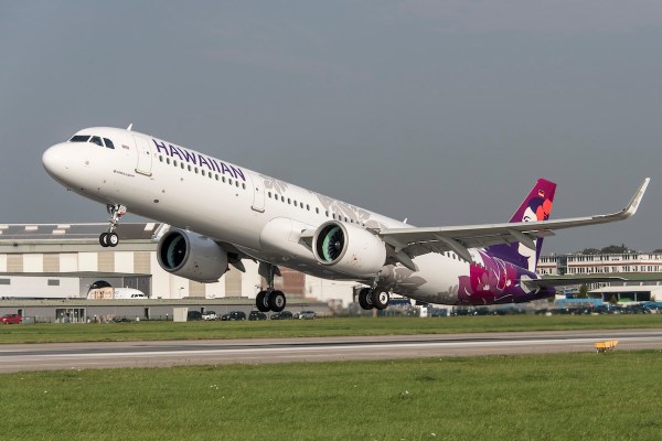 Hawaiian Airbus A321neo takeoff