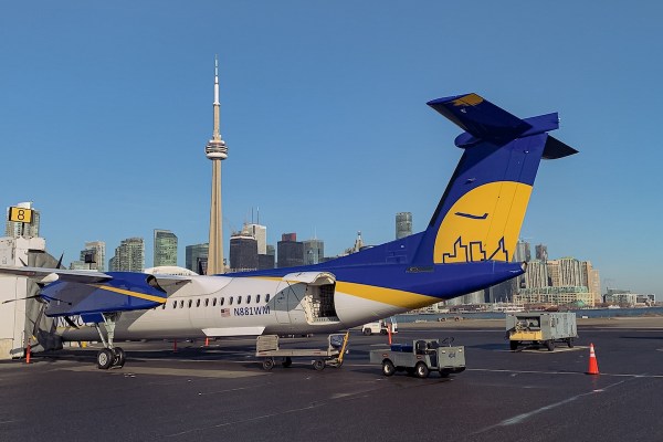 A Connect Dash 8 in Toronto