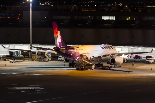 A Hawaiian Plane at Tokyo Haneda airport